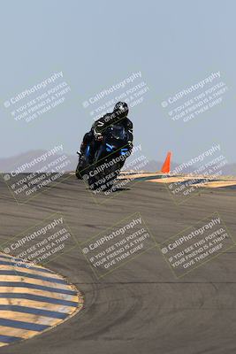 media/Mar-28-2022-Superbike Trackdays (Mon) [[b8603d0f67]]/Open Track Time/Turns 9 and 10/